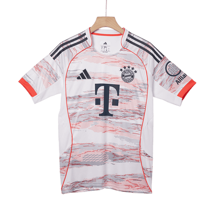 Munich Extérieur Maillot 2025/26 Blanc
